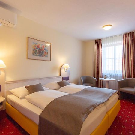 Hotel Residence Wurzburg Bagian luar foto